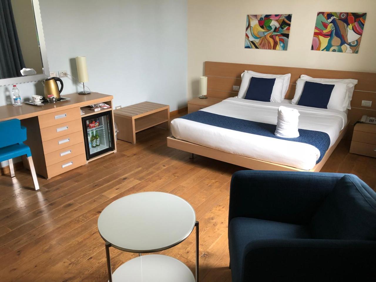 Phi Hotel Alcione Francavilla Al Mare Ngoại thất bức ảnh