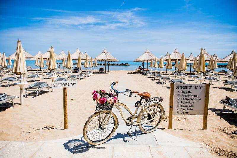 Phi Hotel Alcione Francavilla Al Mare Ngoại thất bức ảnh